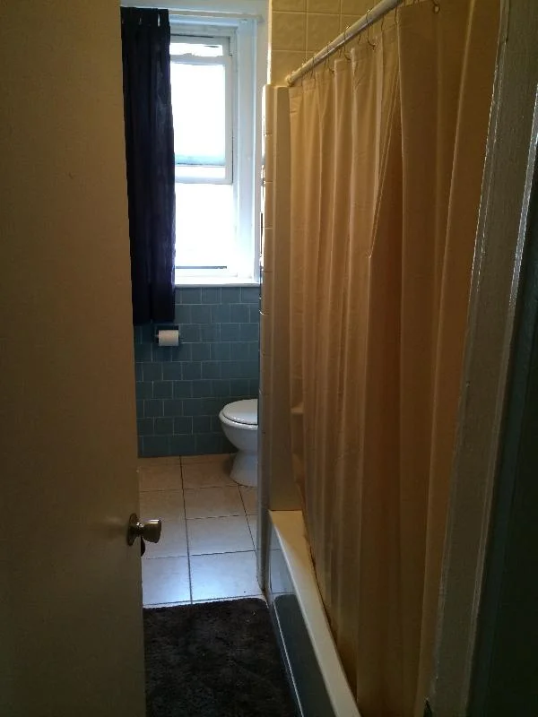 3 bed, 1 bath apartment for rent at 14 Aberdeen St Unit 6A, Fenway — photo 4 of 5