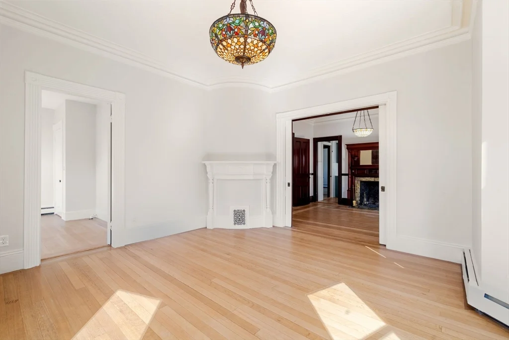 3 bed, 1 bath apartment for rent at 14 Adelaide St Unit 1, Jamaica Plain — photo 3 of 13