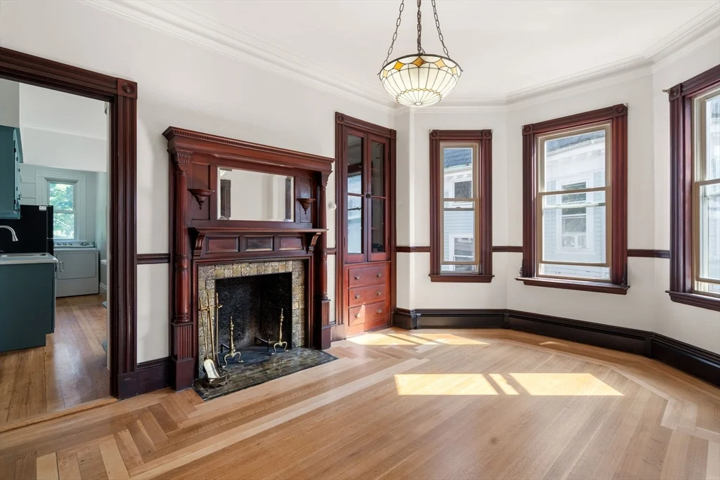 3 bed, 1 bath apartment for rent at 14 Adelaide St Unit 1, Jamaica Plain — photo 5 of 13