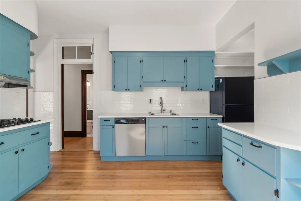 3 bed, 1 bath apartment for rent at 14 Adelaide St Unit 1, Jamaica Plain — photo 7 of 13