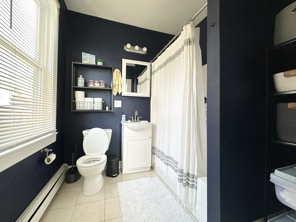 2 bed, 1 bath apartment for rent at 14 Allen St Unit 2, Union Square — photo 3 of 15