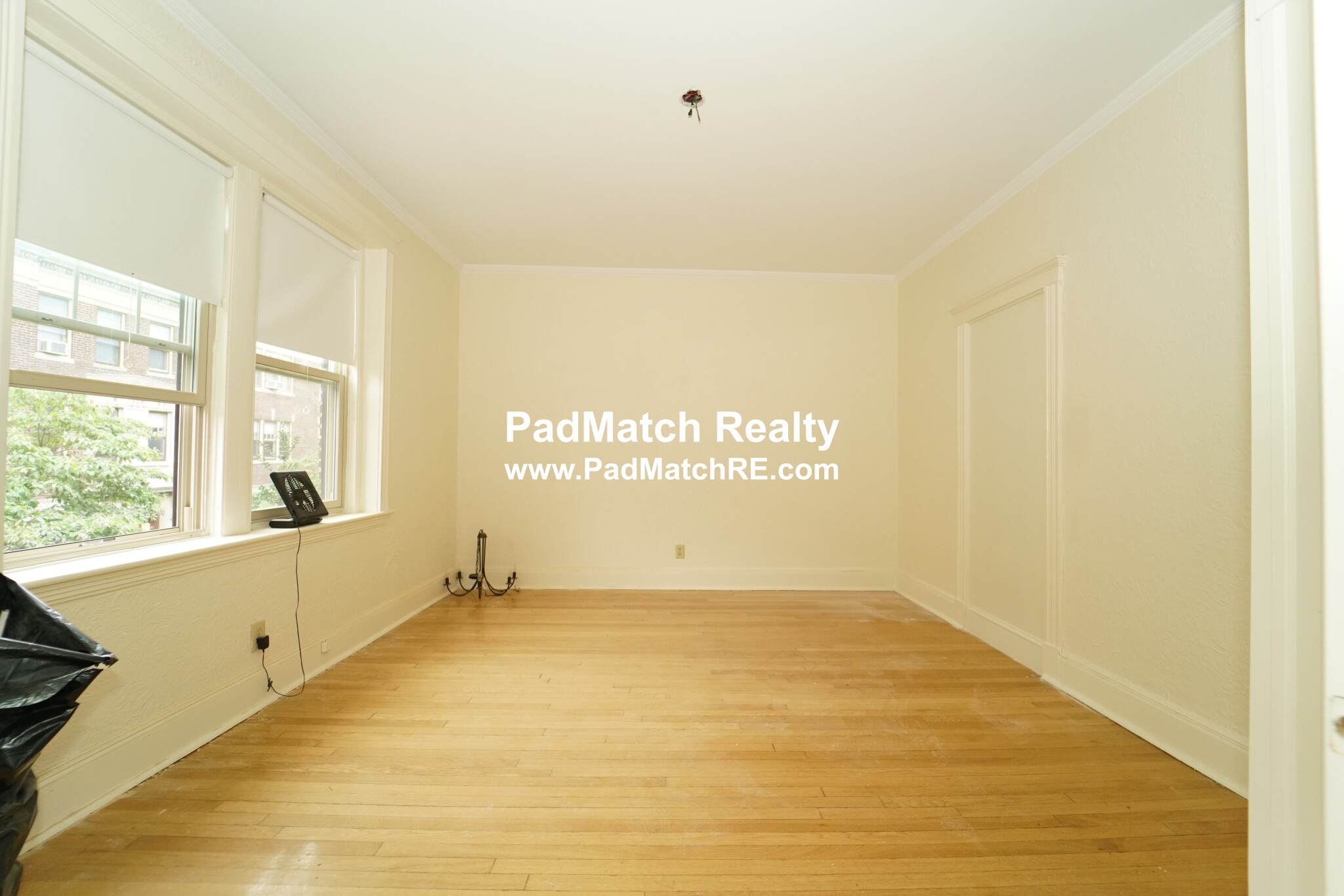 3 bed, 1 bath apartment for rent at 14 Alton Pl Unit 3, Coolidge Corner — photo 4 of 18
