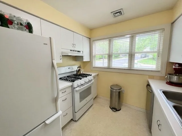 2 bed, 2 bath apartment for rent at 14 Angela Ln Unit K-1, Watertown — photo 9 of 24
