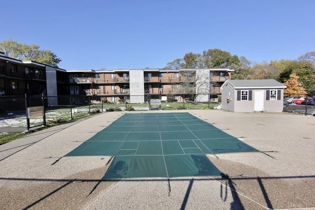 1 bed, 1 bath apartment for rent at 14 Arizona Ter Unit 5, Arlington — photo 6 of 7