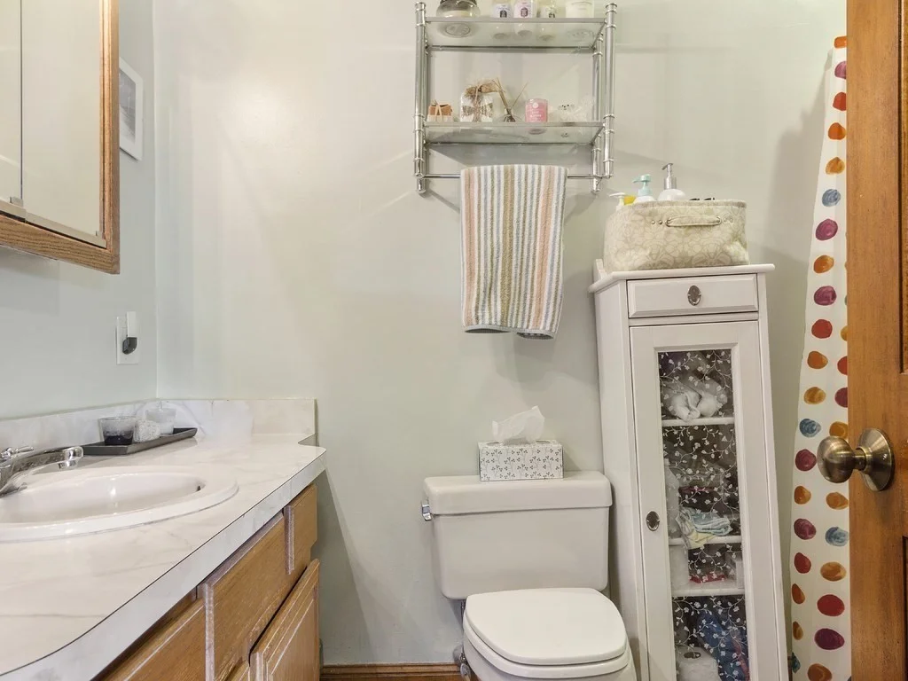 2 bed, 2 bath apartment for rent at 14 Arlington St Unit 3, East Somerville — photo 7 of 9