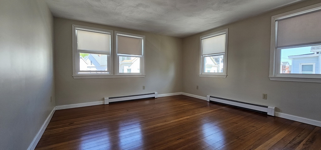 2 bed, 1 bath apartment for rent at 14 Arthur Unit 2, Worcester — photo 5 of 12