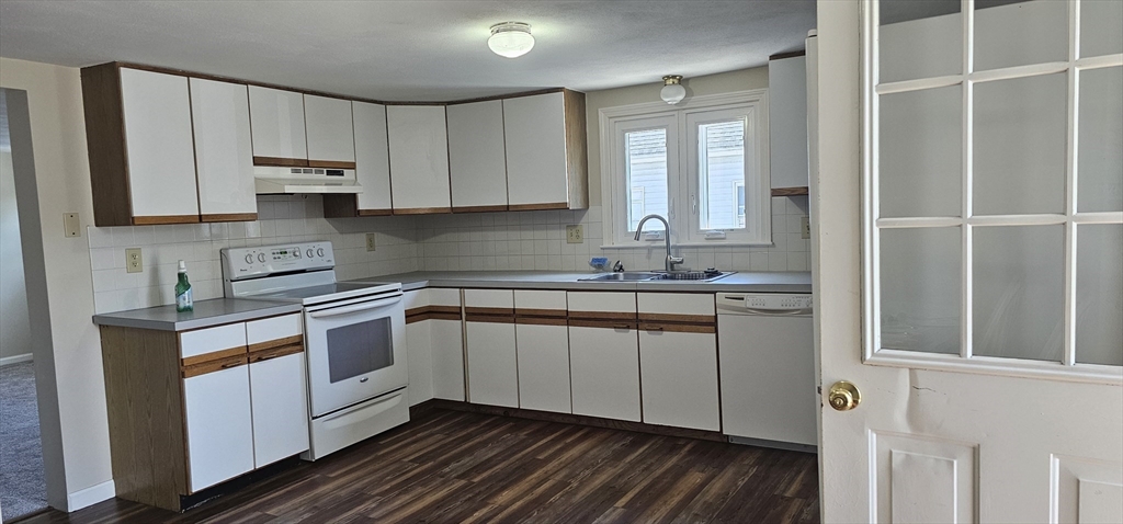 2 bed, 1 bath apartment for rent at 14 Arthur Unit 2, Worcester — photo 1 of 12