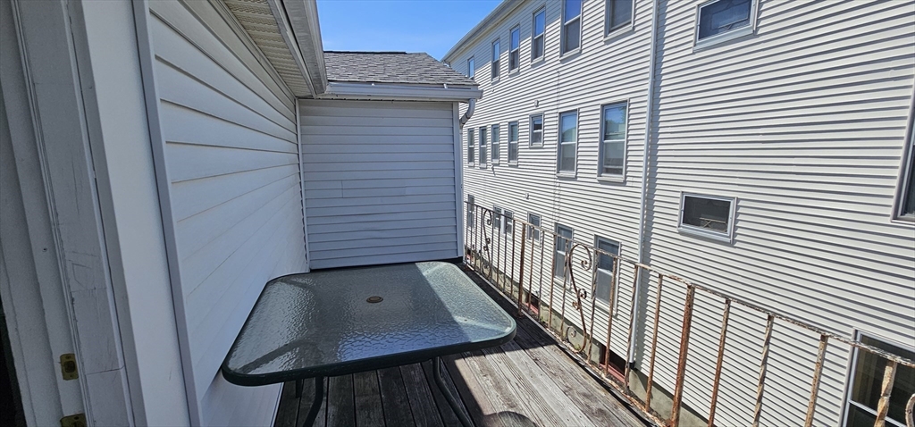 2 bed, 1 bath apartment for rent at 14 Arthur Unit 2, Worcester — photo 11 of 12