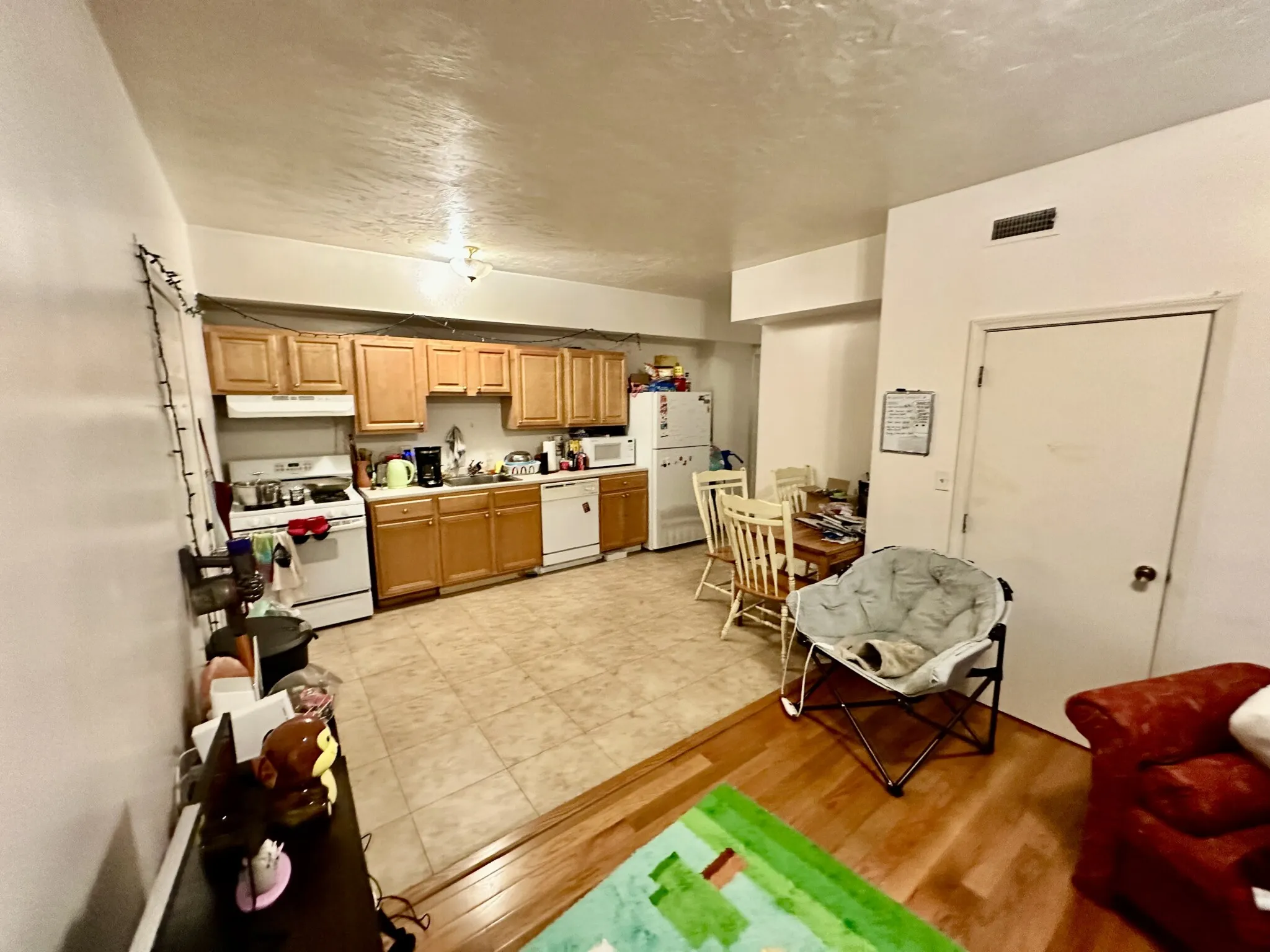 3 bed, 1 bath apartment for rent at 14 Ashford St Unit 4R, Allston — photo 10 of 15