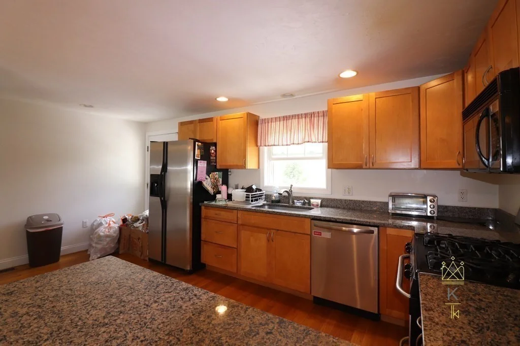 3 bed, 2 bath apartment for rent at 14 Ashland St Unit 0, Medford — photo 7 of 33