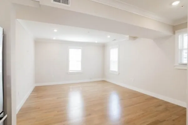 4 bed, 2 bath apartment for rent at 14 Atkins St Unit 1, Oak Square — photo 10 of 11