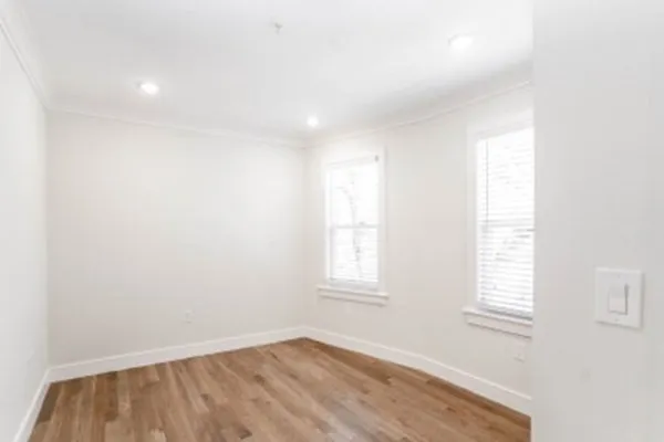 4 bed, 2 bath apartment for rent at 14 Atkins St Unit 1, Oak Square — photo 9 of 11