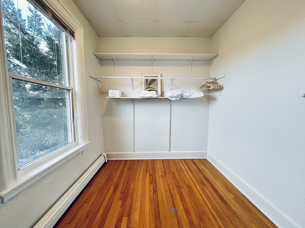 2 bed, 1 bath apartment for rent at 14 Auburn Unit 2, Worcester — photo 7 of 9