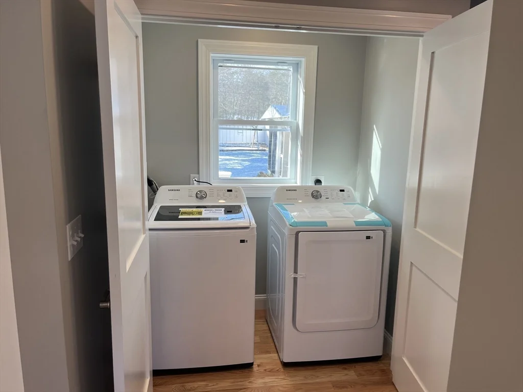 2 bed, 1 bath apartment for rent at 14 B Cherry Rd, Beverly — photo 10 of 12