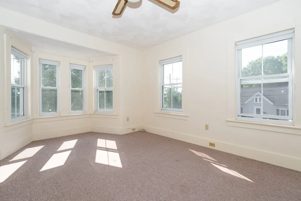 2 bed, 1 bath apartment for rent at 14 B Hartford Unit B, Bedford — photo 3 of 13