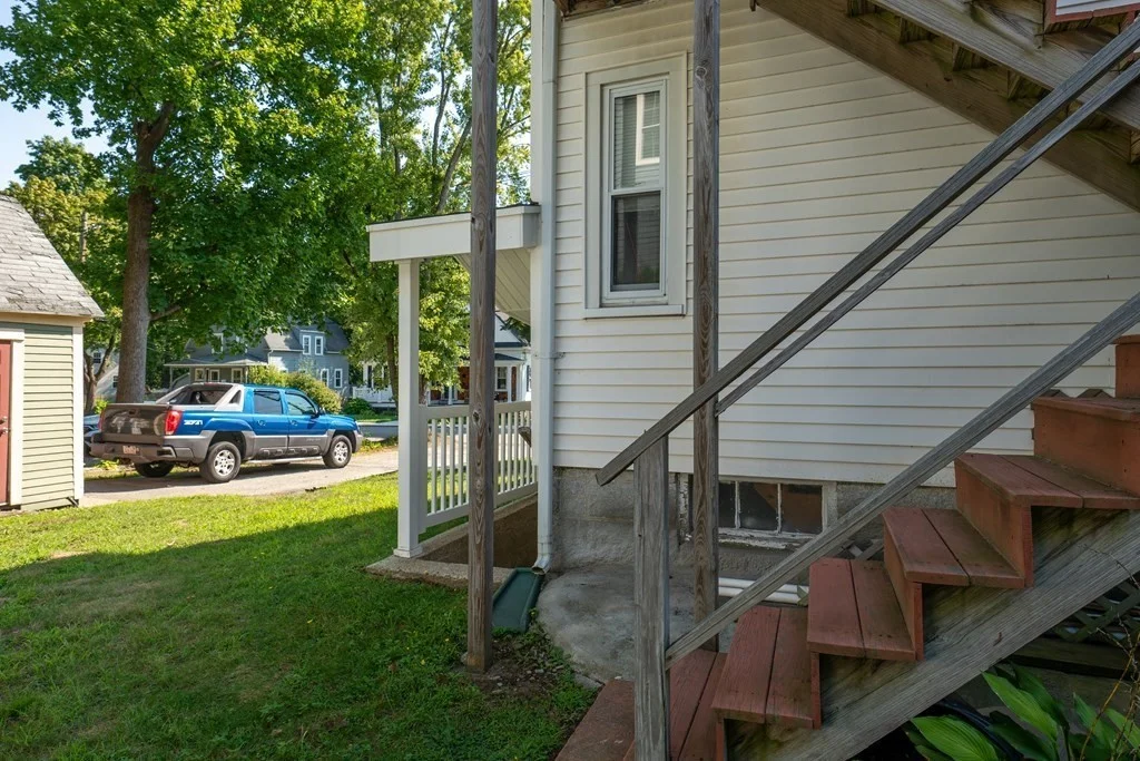 2 bed, 1 bath apartment for rent at 14 B Hartford Unit B, Bedford — photo 12 of 13