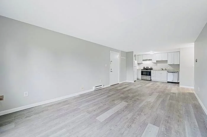 1 bed, 1 bath apartment for rent at 14 B Mayberry Dr Unit 8, Westborough — photo 2 of 2