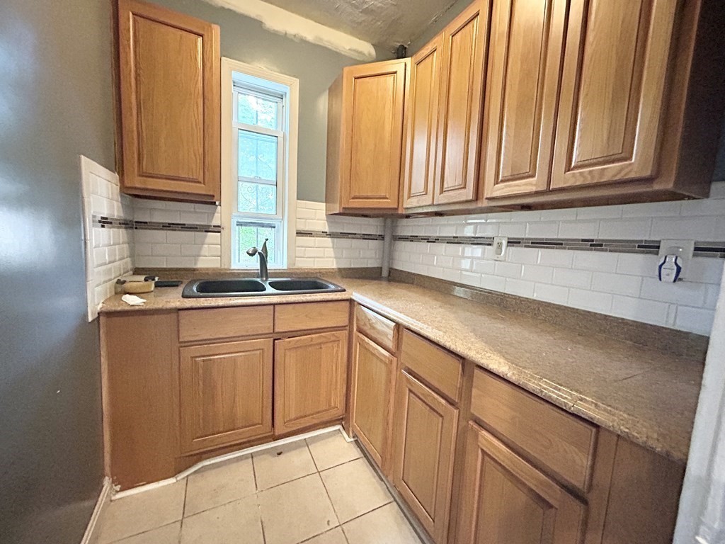 2 bed, 1 bath apartment for rent at 14 Batchelder St Unit 1, Boston — photo 3 of 7