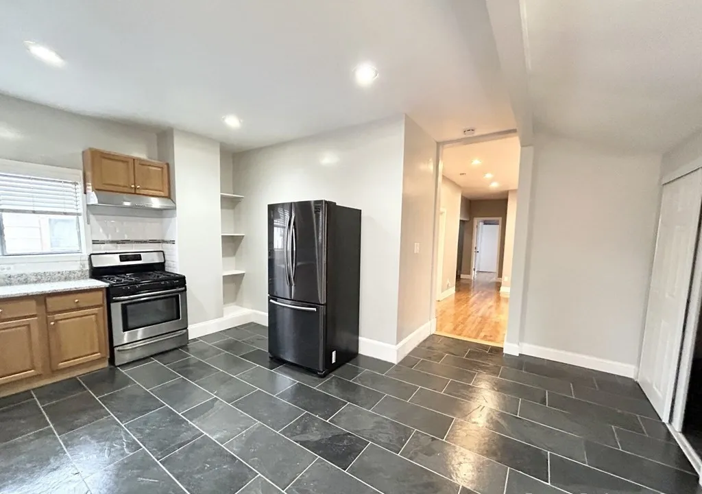 4 bed, 1 bath apartment for rent at 14 Batchelder St Unit 2, Boston — photo 2 of 12