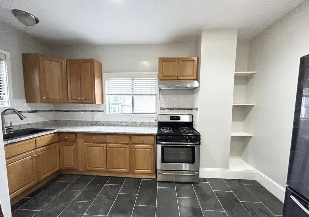 4 bed, 1 bath apartment for rent at 14 Batchelder St Unit 2, Boston — photo 1 of 12