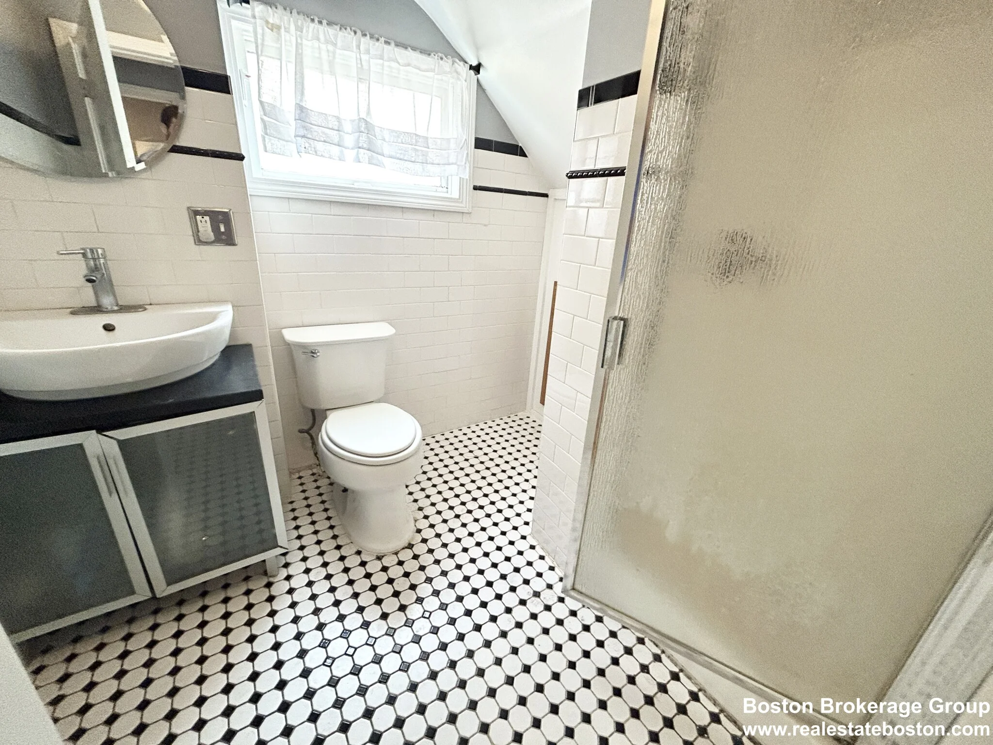 2 bed, 1 bath apartment for rent at 14 Batchelder St Unit 99, Roxbury — photo 7 of 7