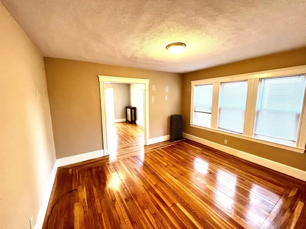 2 bed apartment for rent at 14 Beach Rd Unit 1, Winthrop — photo 7 of 16