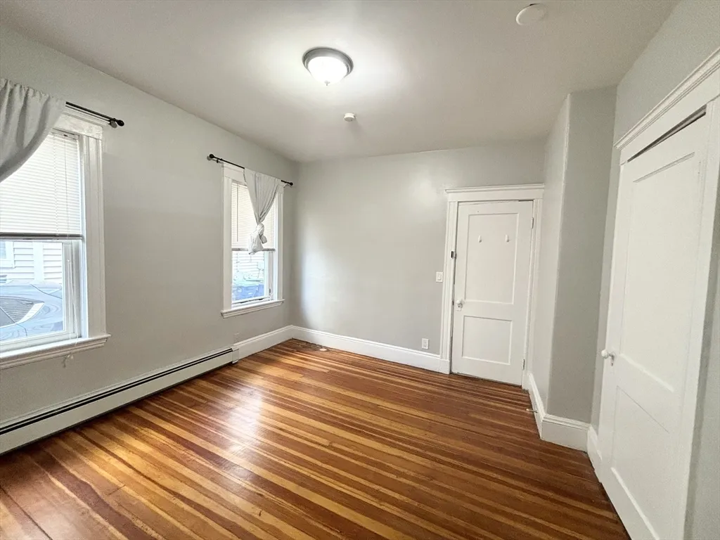 3 bed, 1 bath apartment for rent at 14 Belknap St Unit 1, West Somerville — photo 6 of 11