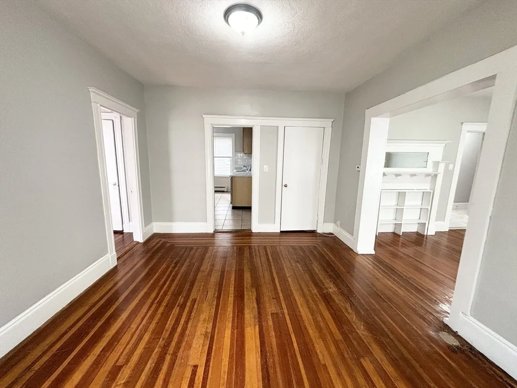 3 bed, 1 bath apartment for rent at 14 Belknap St Unit 1, West Somerville — photo 3 of 11