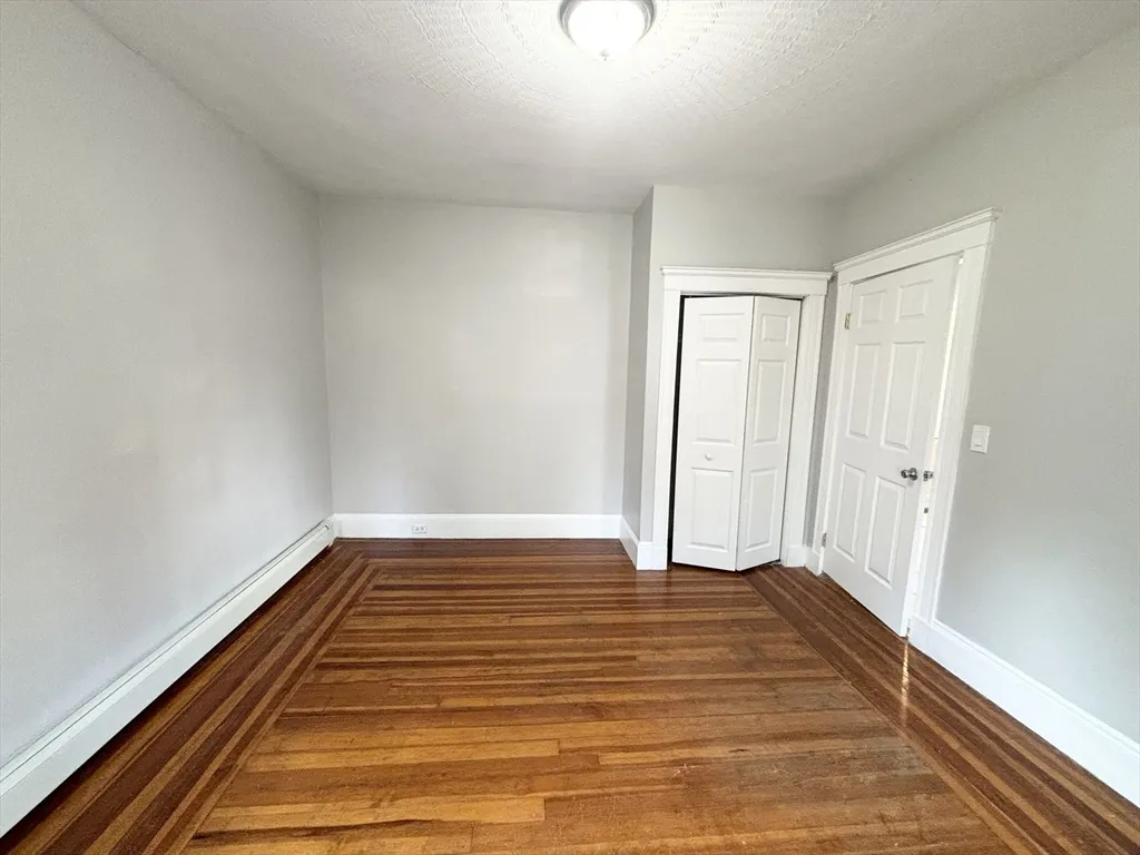 3 bed, 1 bath apartment for rent at 14 Belknap St Unit 1, West Somerville — photo 5 of 11