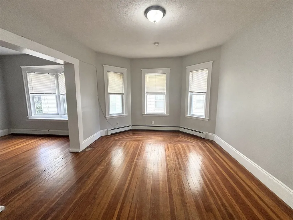 3 bed, 1 bath apartment for rent at 14 Belknap St Unit 1, West Somerville — photo 2 of 11