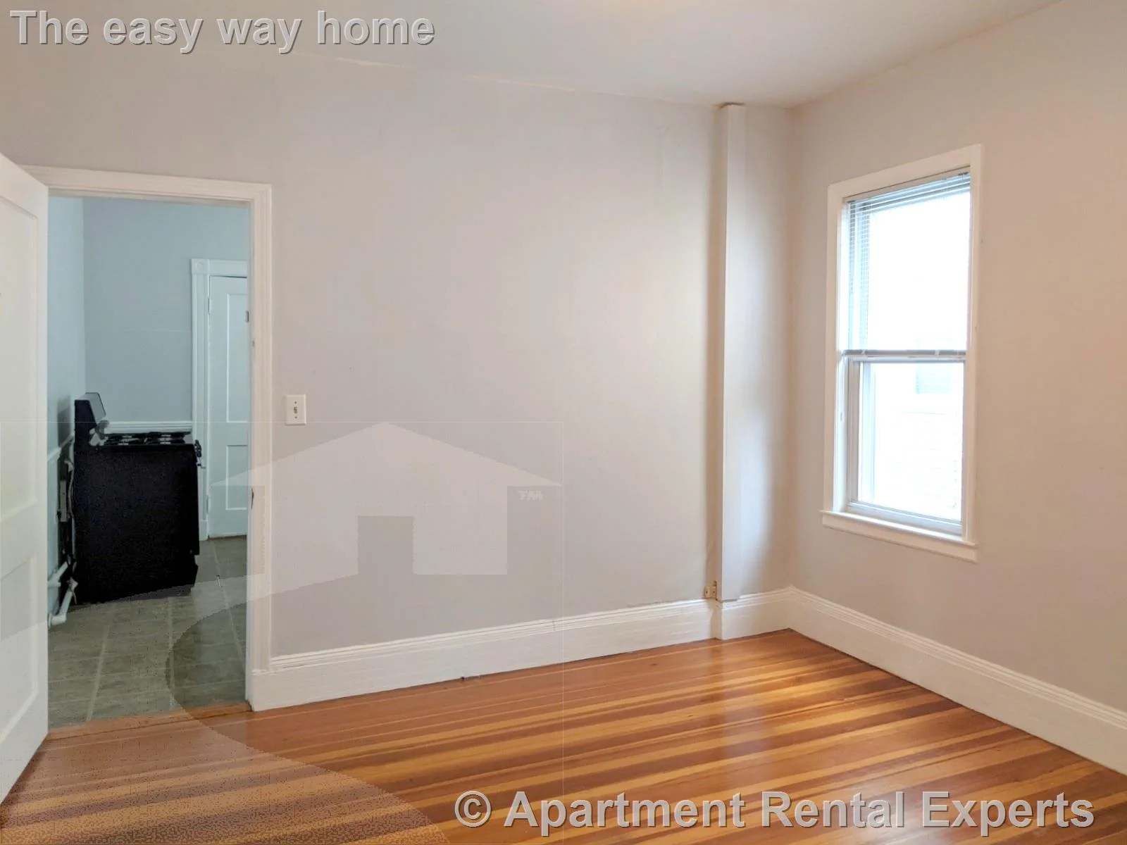 3 bed, 1 bath apartment for rent at 14 Belknap St Unit 2, Teele Square — photo 12 of 27