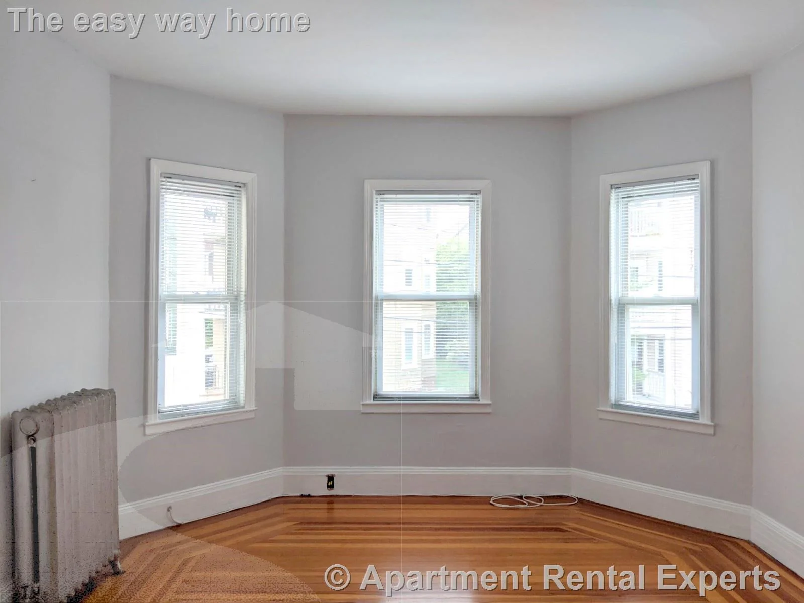 3 bed, 1 bath apartment for rent at 14 Belknap St Unit 2, Teele Square — photo 5 of 27
