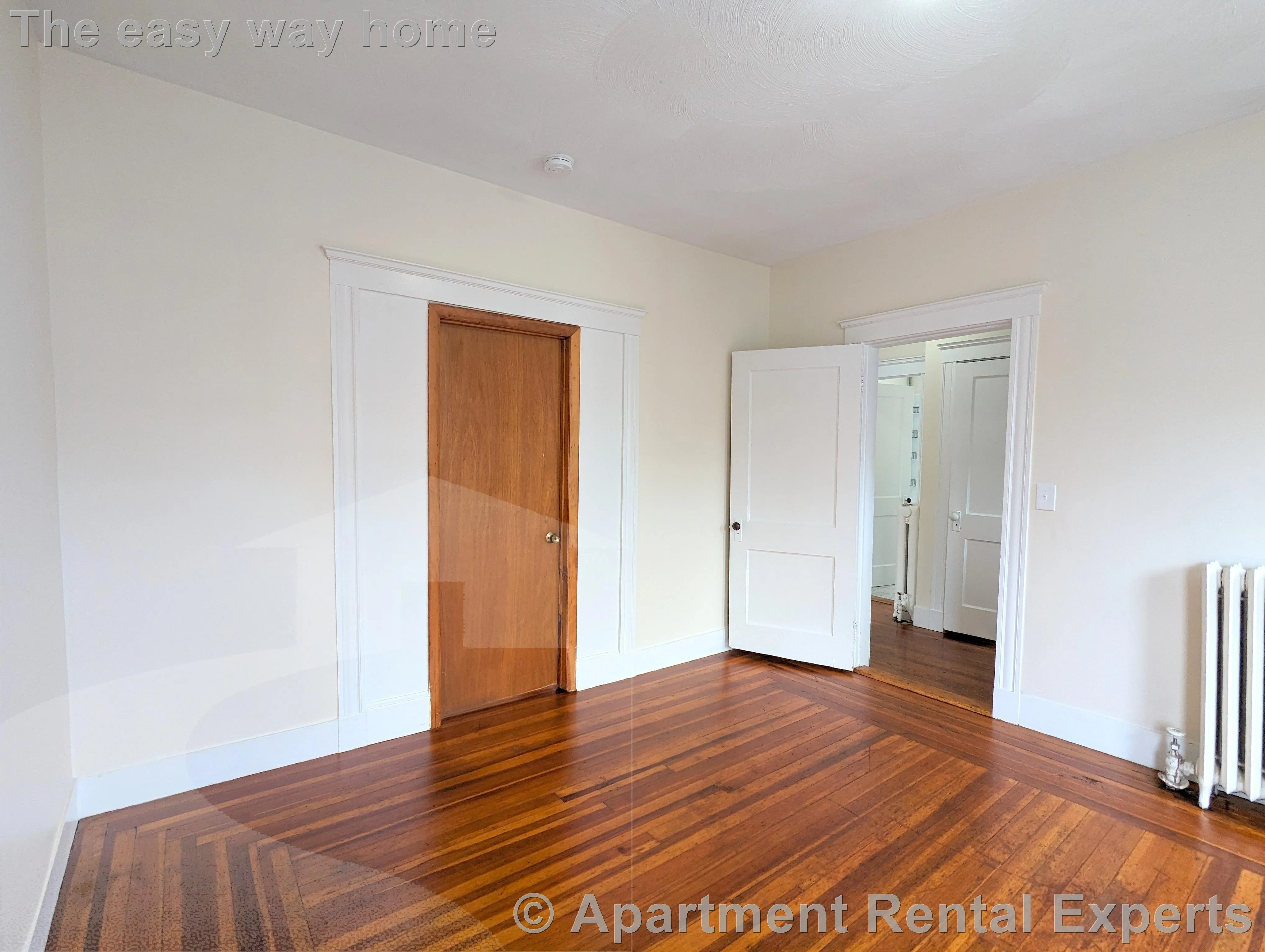 3 bed, 1 bath apartment for rent at 14 Belknap St Unit 3, Teele Square — photo 2 of 22