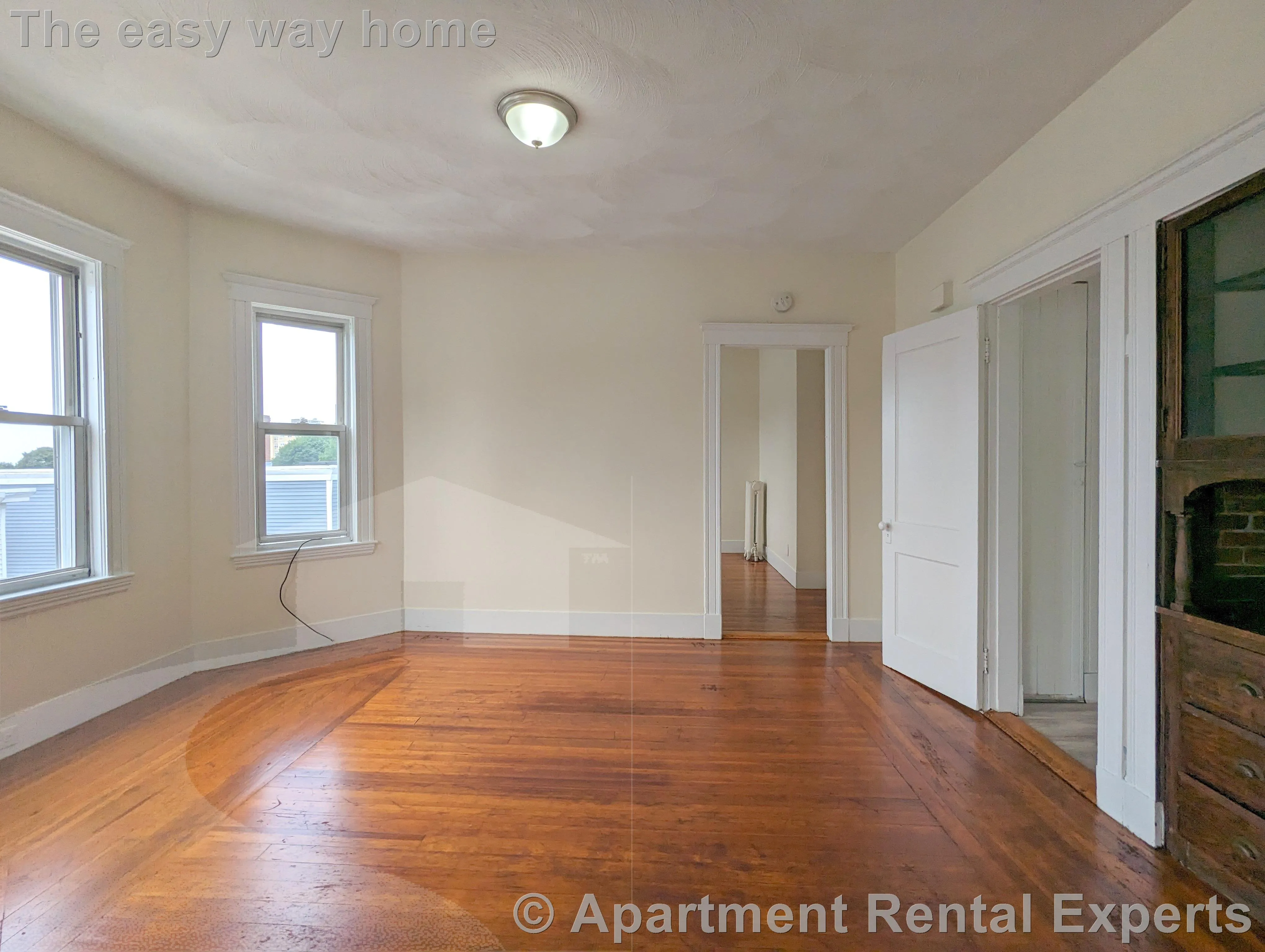 3 bed, 1 bath apartment for rent at 14 Belknap St Unit 3, Teele Square — photo 9 of 22
