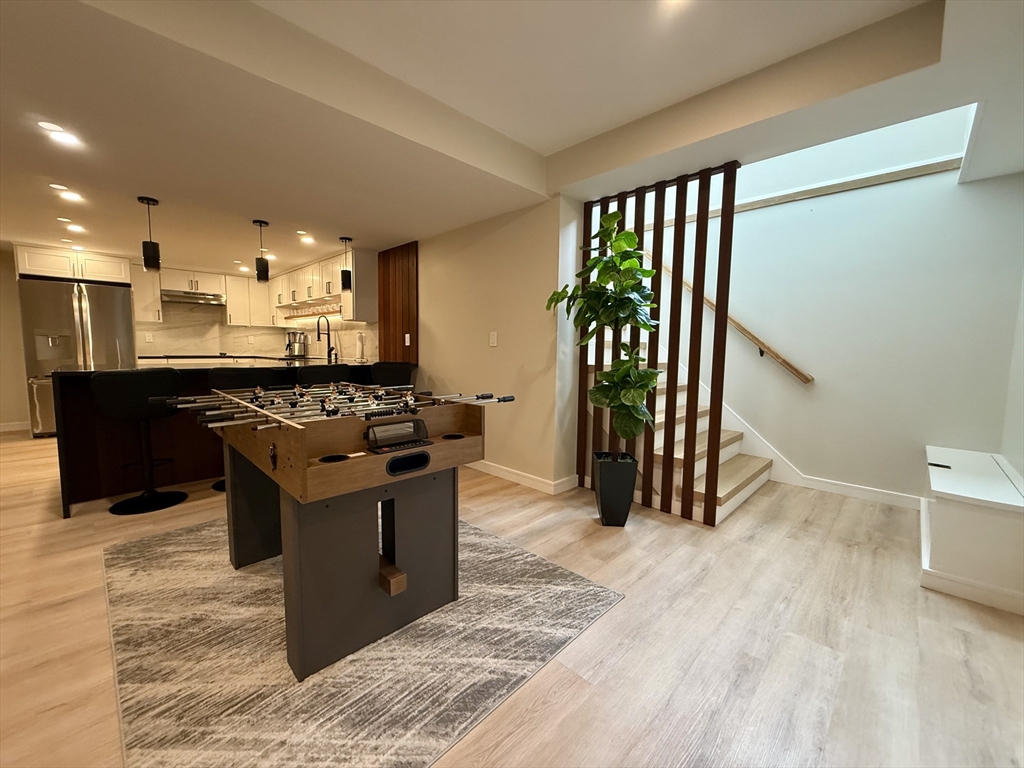 5 bed, 4+ bath apartment for rent at 14 Bernard Circle, Tisbury — photo 31 of 41