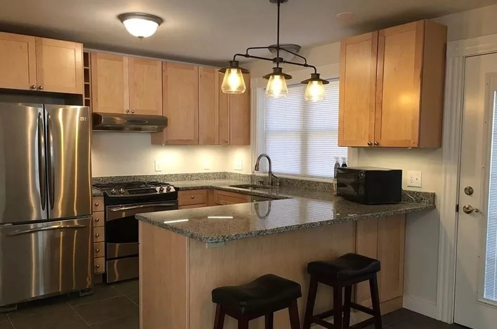 1 bed, 1 bath apartment for rent at 14 Birch Hill Ave Unit 1, Wakefield — photo 3 of 13