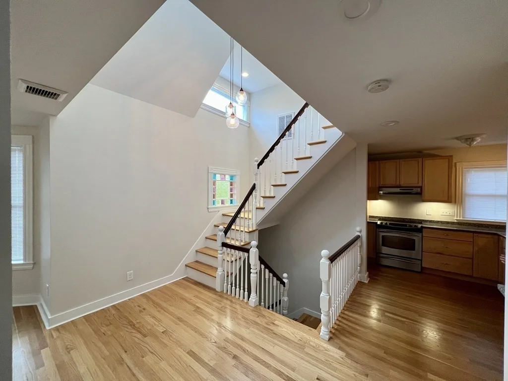 2 bed, 2 bath apartment for rent at 14 Birch Hill Ave Unit 2, Wakefield — photo 6 of 32