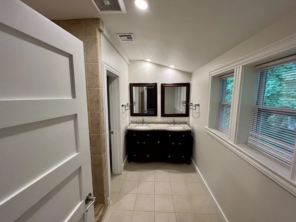 2 bed, 2 bath apartment for rent at 14 Birch Hill Ave Unit 2, Wakefield — photo 27 of 32