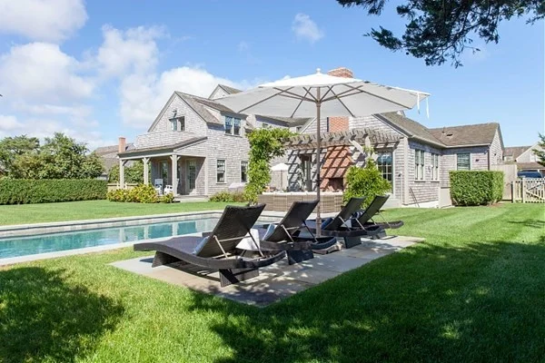 5 bed, 4+ bath apartment for rent at 14 Blackfish Ln, Nantucket — photo 6 of 28