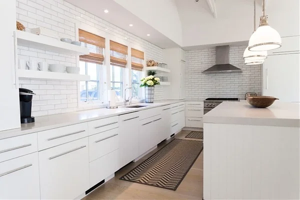 5 bed, 4+ bath apartment for rent at 14 Blackfish Ln, Nantucket — photo 8 of 28
