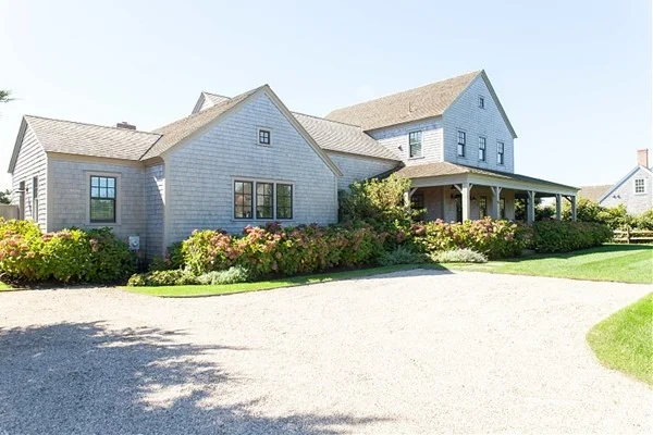 5 bed, 4+ bath apartment for rent at 14 Blackfish Ln, Nantucket — photo 2 of 28