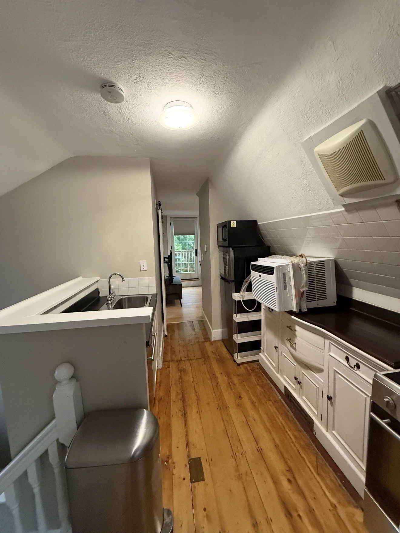1 bed, 1 bath apartment for rent at 14 Blanche St Unit 3, Dorchester — photo 10 of 12