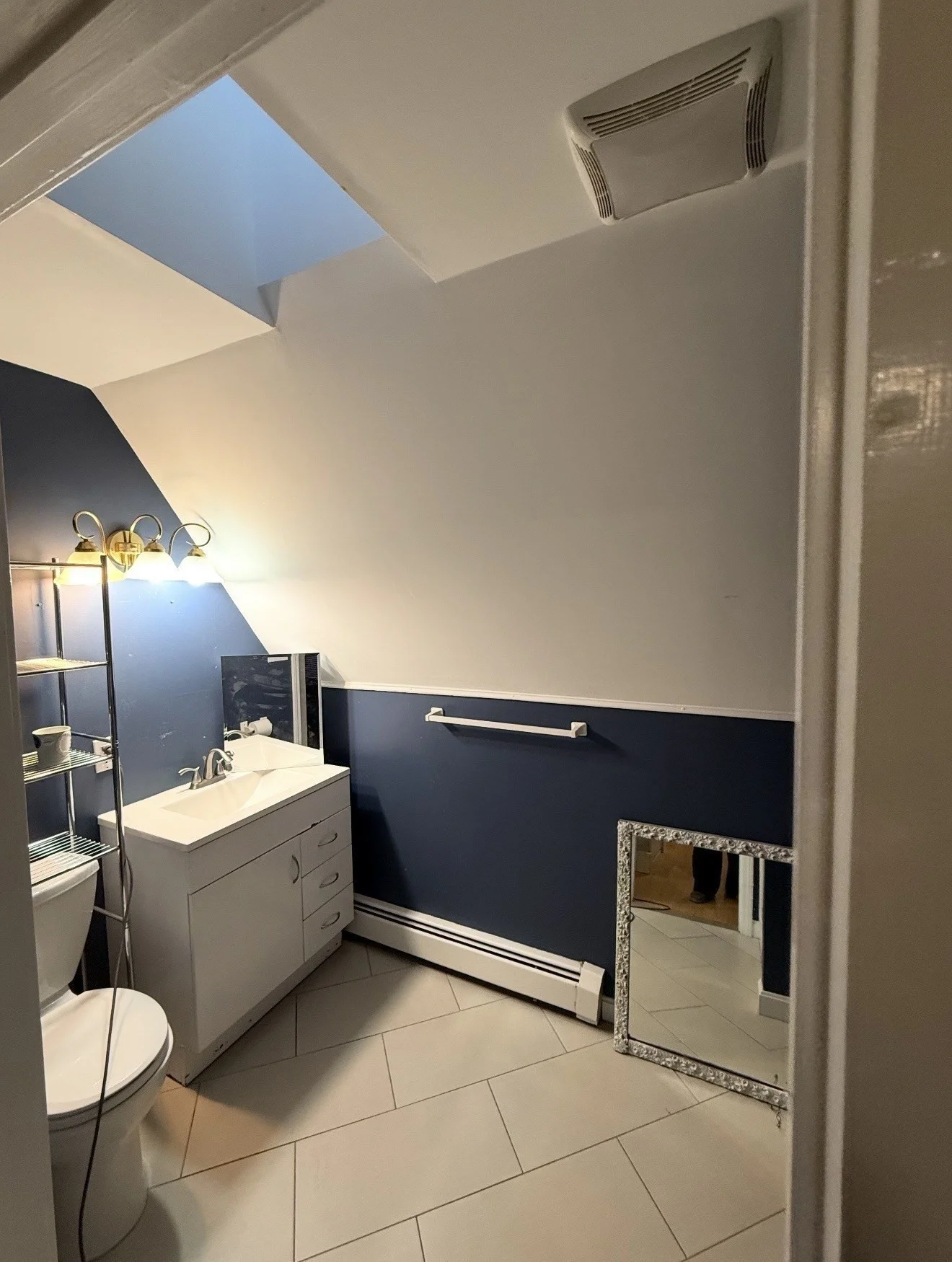 1 bed, 1 bath apartment for rent at 14 Blanche St Unit 3, Dorchester — photo 6 of 12