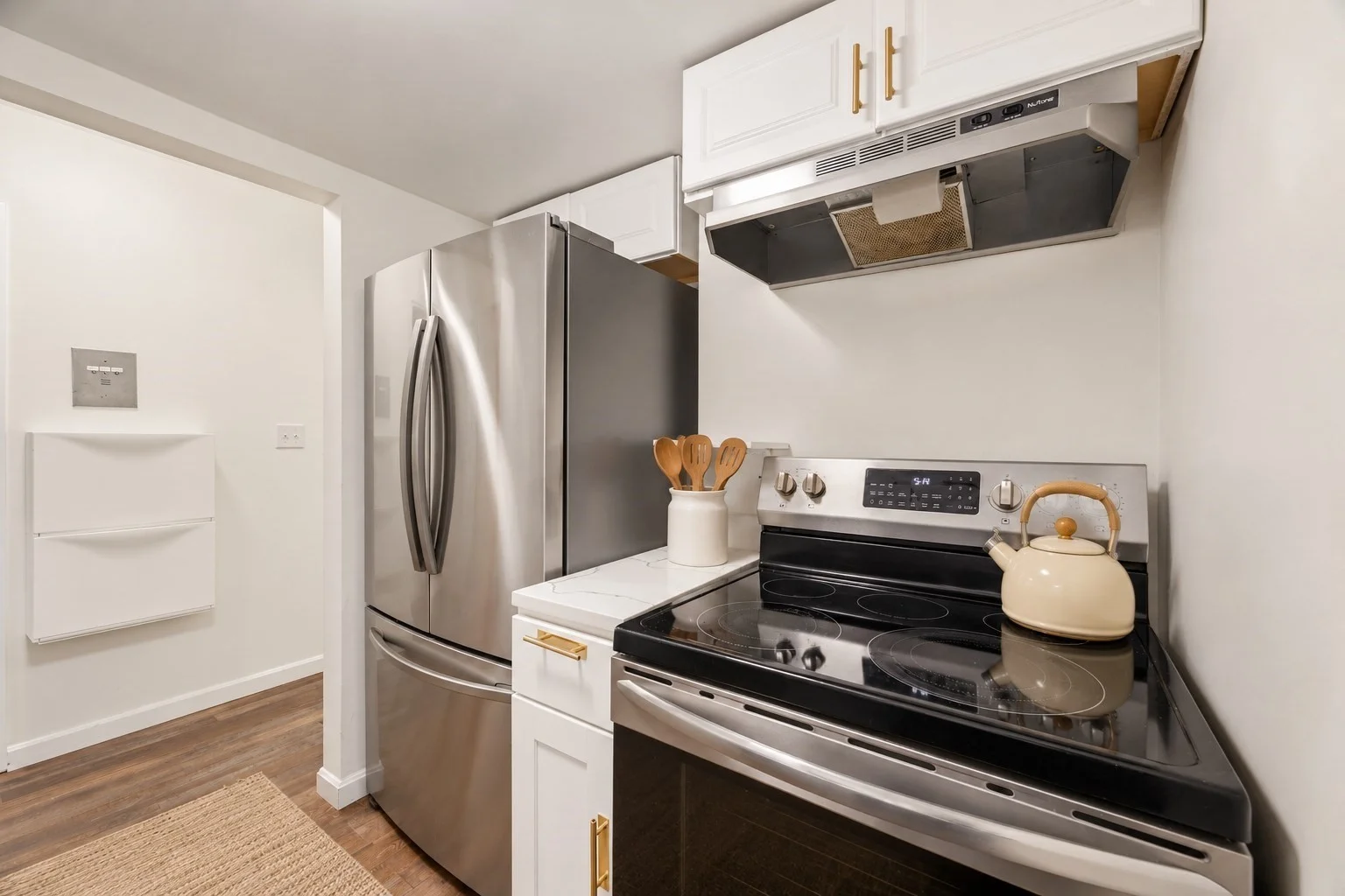 2 bed, 1 bath apartment for rent at 14 Boston St Unit 1A, Union Square — photo 7 of 33