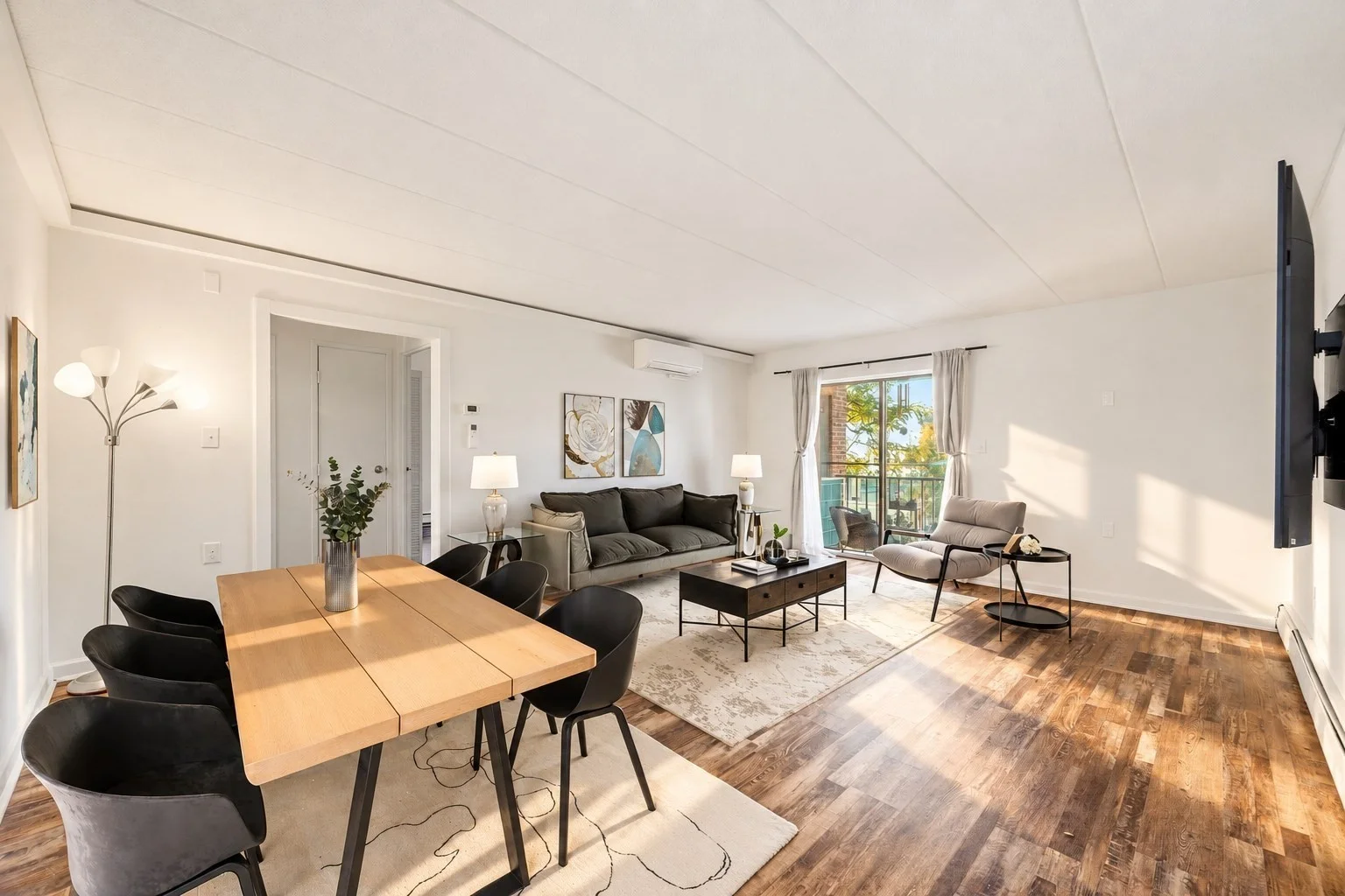 2 bed, 1 bath apartment for rent at 14 Boston St Unit 1A, Union Square