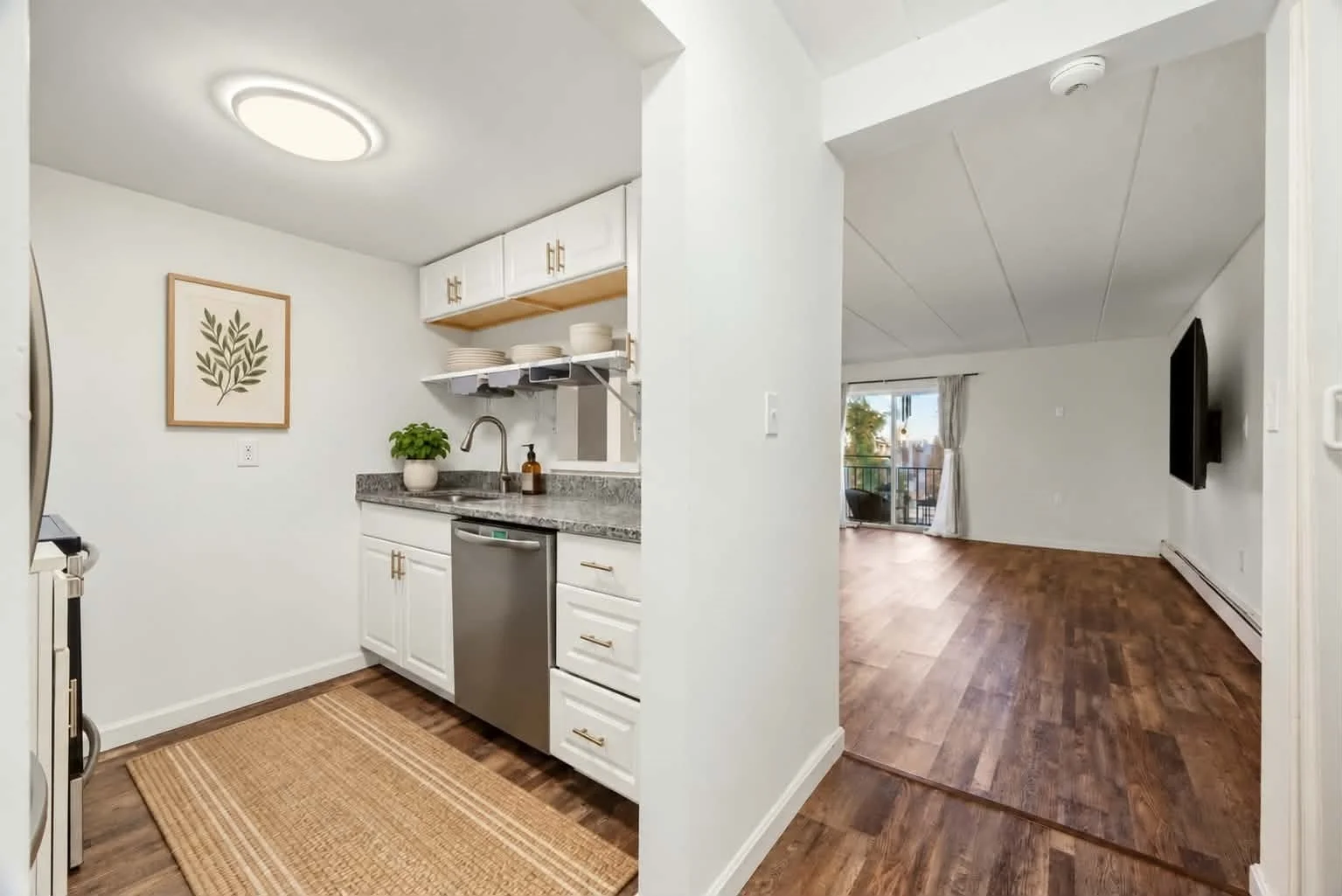 2 bed, 1 bath apartment for rent at 14 Boston St Unit 1A, Union Square — photo 9 of 33