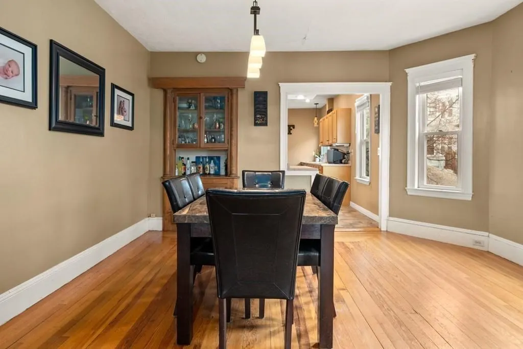 5 bed, 2 bath apartment for rent at 14 Bowdoin St Unit 2, Tufts University — photo 3 of 38