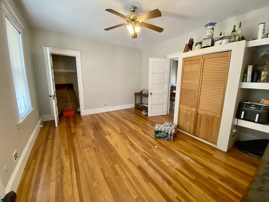 5 bed, 2 bath apartment for rent at 14 Bowdoin St Unit 2, Tufts University — photo 22 of 38