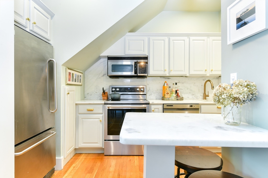 1 bed, 1 bath apartment for rent at 14 Braddock Park Unit 2, South End — photo 6 of 18