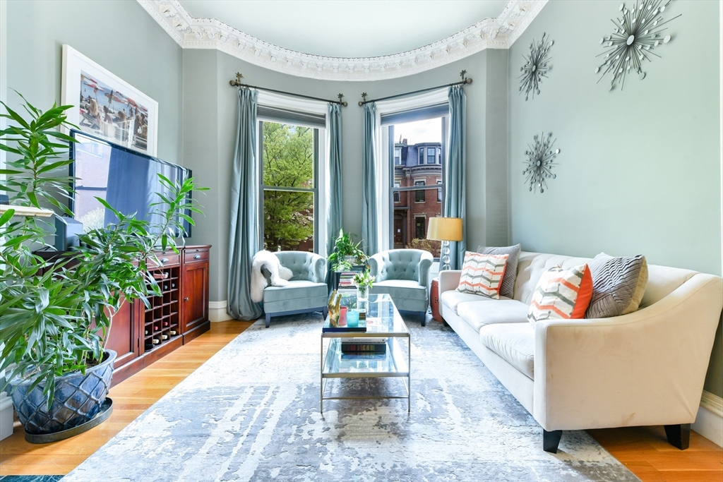 1 bed, 1 bath apartment for rent at 14 Braddock Park Unit 2, South End